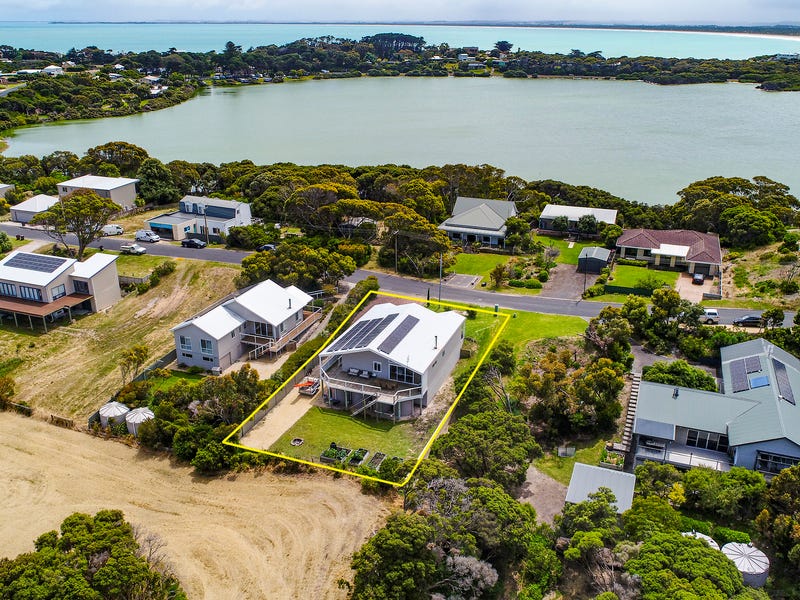 19 Woolundry Road, Robe, SA 5276 Property Details