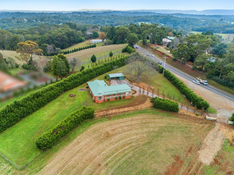 136 Monbulk Road, Mount Evelyn, VIC 3796