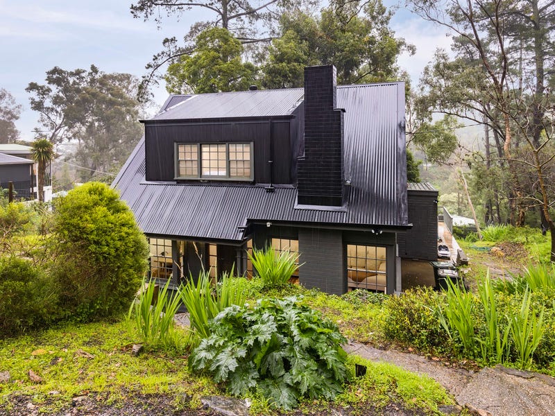 4 Acorn Avenue, Blackwood, SA 5051 Property Details