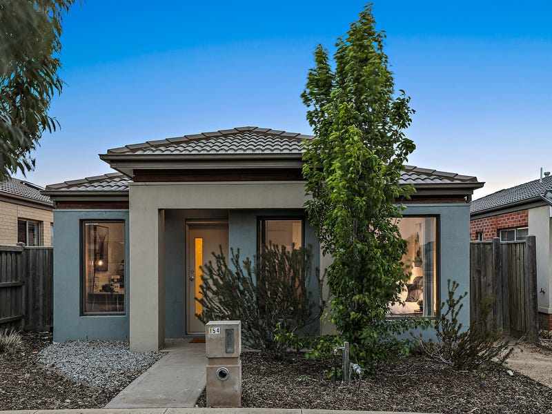 154 Saltwater Promenade, Point Cook, VIC 3030