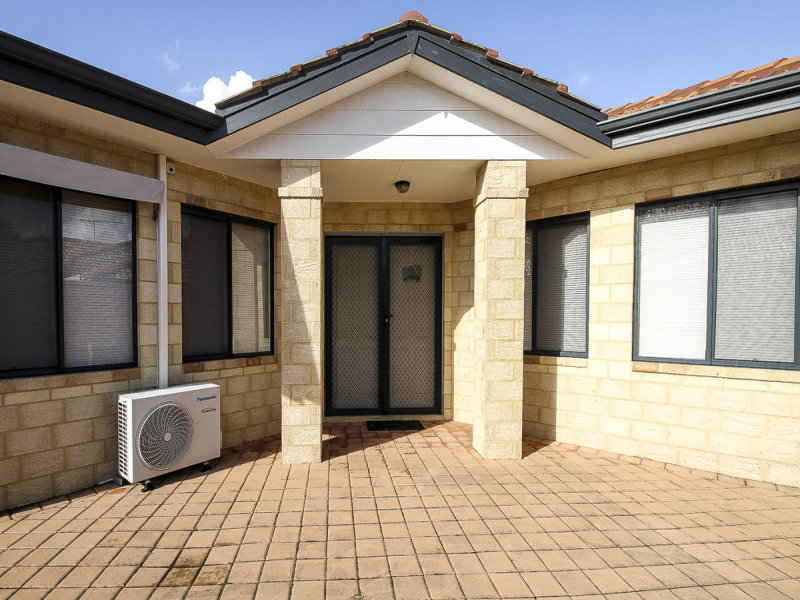 124B Hillsborough Drive, Nollamara, WA 6061 Property Details