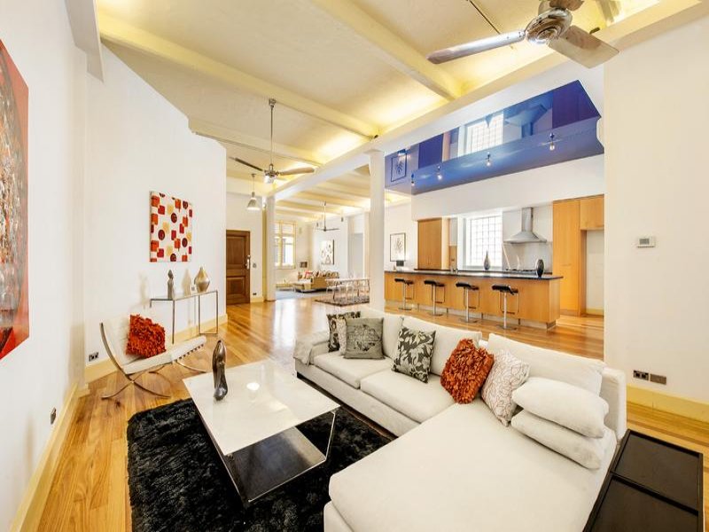 7/30 Oliver Lane, Melbourne, Vic 3000 Property Details