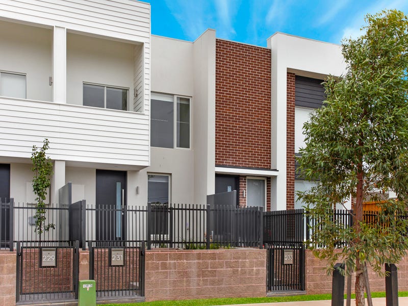 231 Jamboree Avenue, Denham Court, NSW 2565