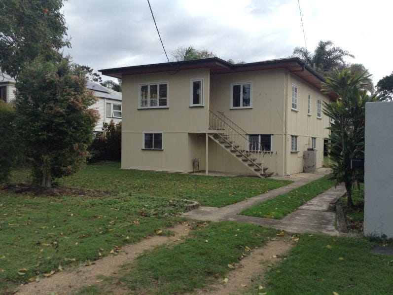 73 Palm Avenue, Shorncliffe, QLD 4017