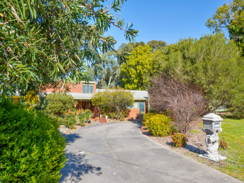 17 Ridgway Drive, Flagstaff Hill, SA 5159