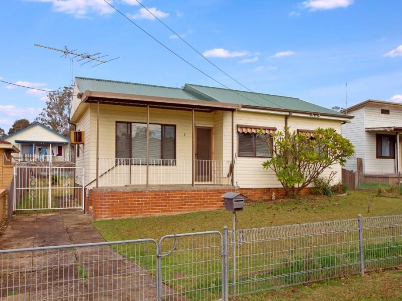 8 Tara Road, Blacktown, NSW 2148