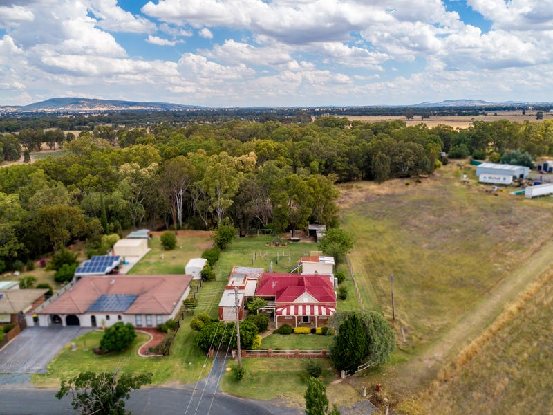 1 South Street, Culcairn, NSW 2660 Property Details