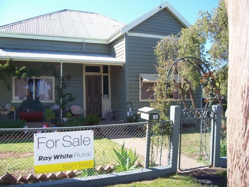 51 Ivor Street, Henty, NSW 2658 Property Details