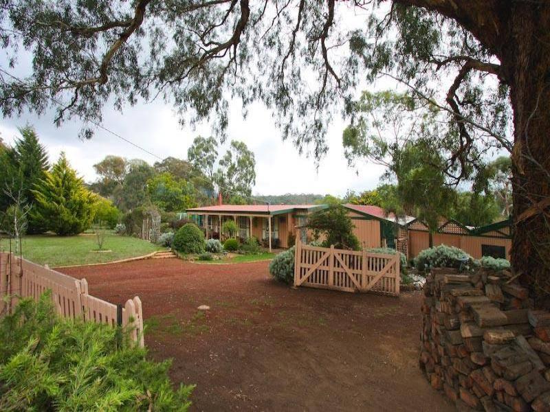 120 Davy Street, Taradale, Vic 3447 Property Details