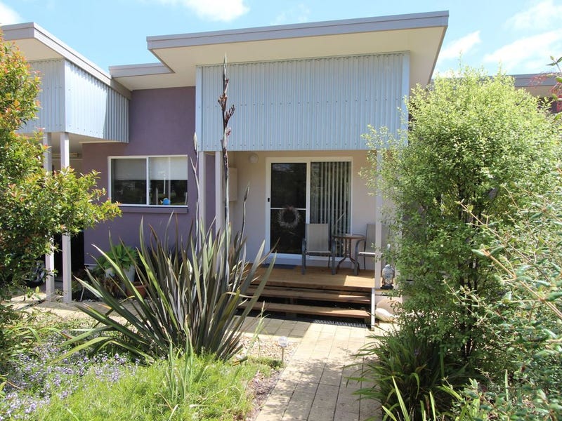 15 Lind Drive, Lake Tyers Beach, VIC 3909