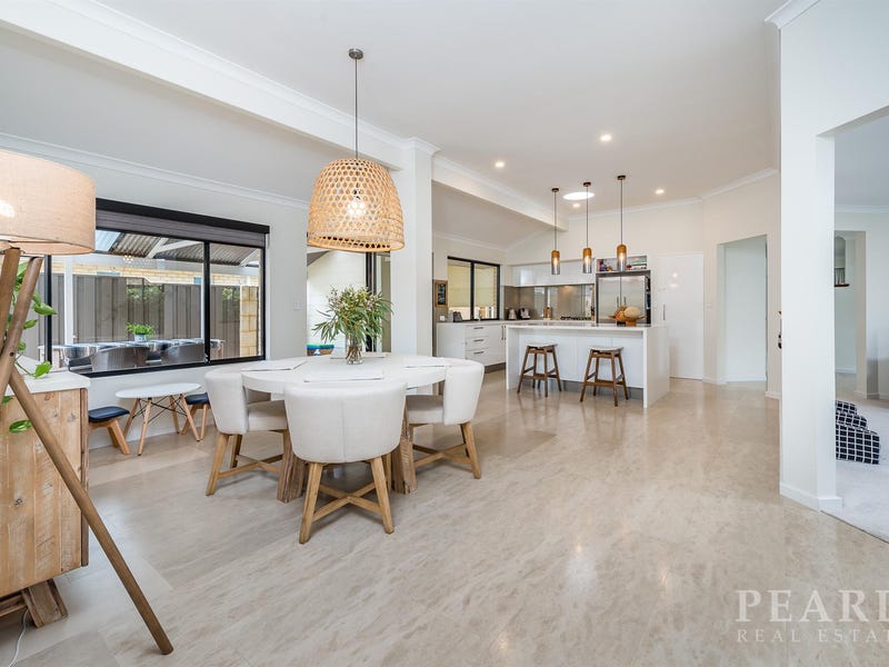 15 Savona Grove, Mindarie, WA 6030 Property Details