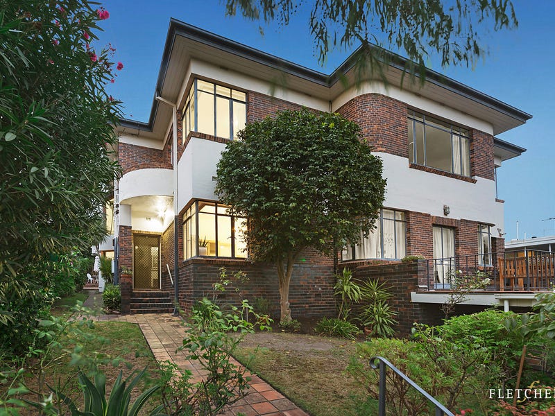 2/10 Westbourne Grove, Camberwell, VIC 3124