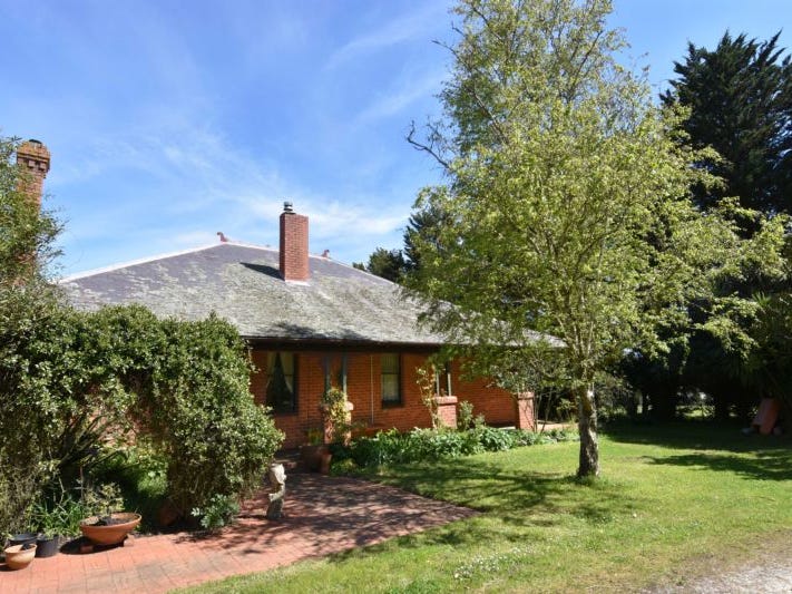 220 Sharpes Road, Miners Rest, VIC 3352