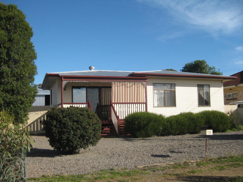 25 Leslie Street, Murray Bridge, SA 5253