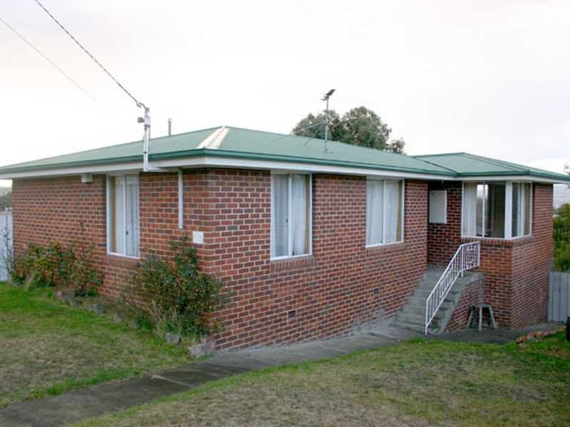 10 Coraki Street, Chigwell, Tas 7011