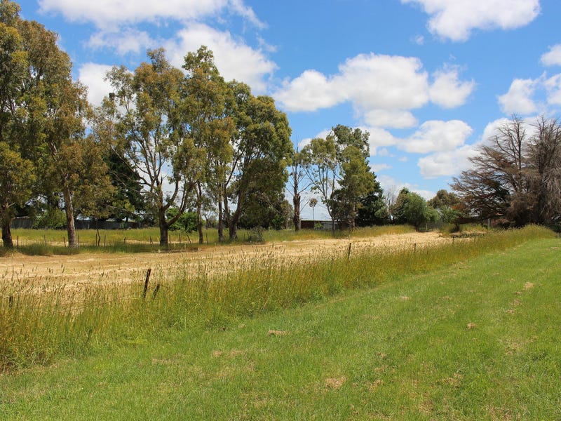 15 Weston Street, Beeac, Vic 3251