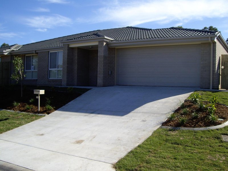 2 Shearwater Street, Loganlea, QLD 4131