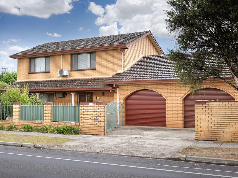 1 & 2/22 Charles Street, Wodonga, Vic 3690 House for Sale