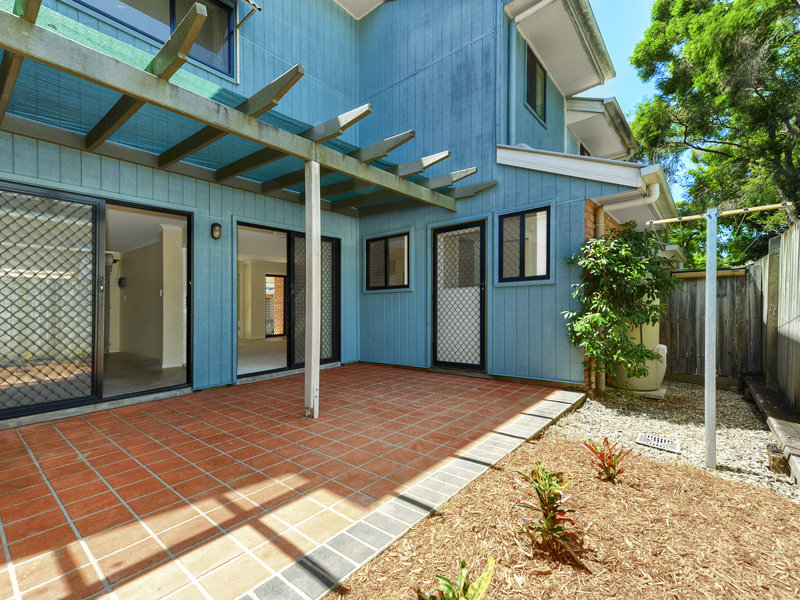 2/12 Station Avenue, Gaythorne, QLD 4051