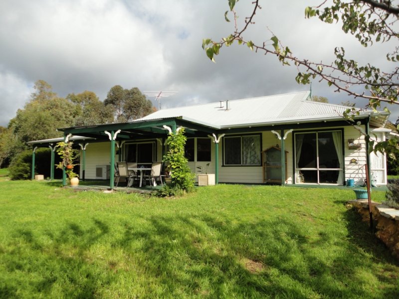 44 Reservoir Street, Chidlow, WA 6556