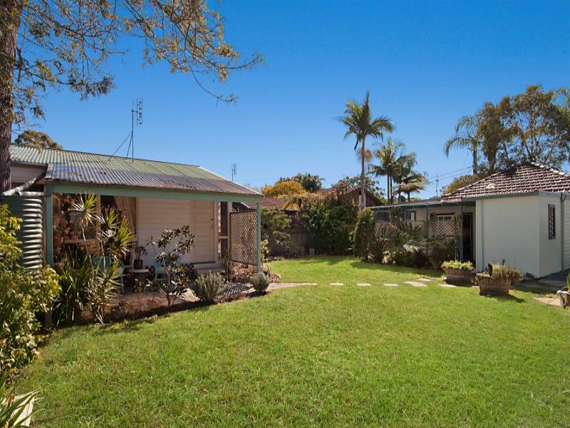 12 Wyalong Road, Blackwall, NSW 2256 Property Details