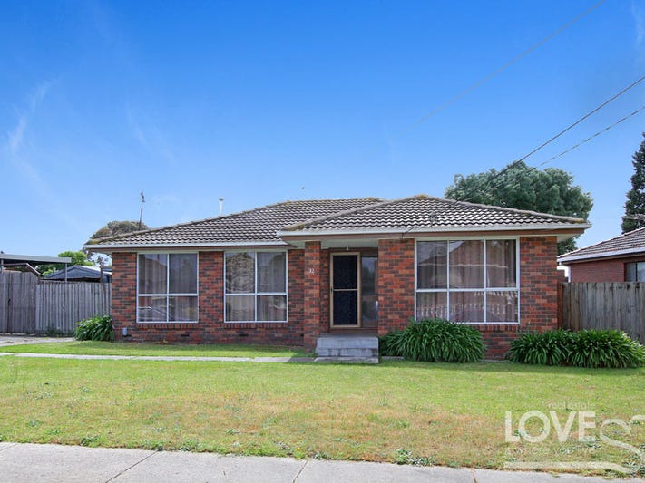 32 Cumberland Crescent, Thomastown, Vic 3074 Property Details
