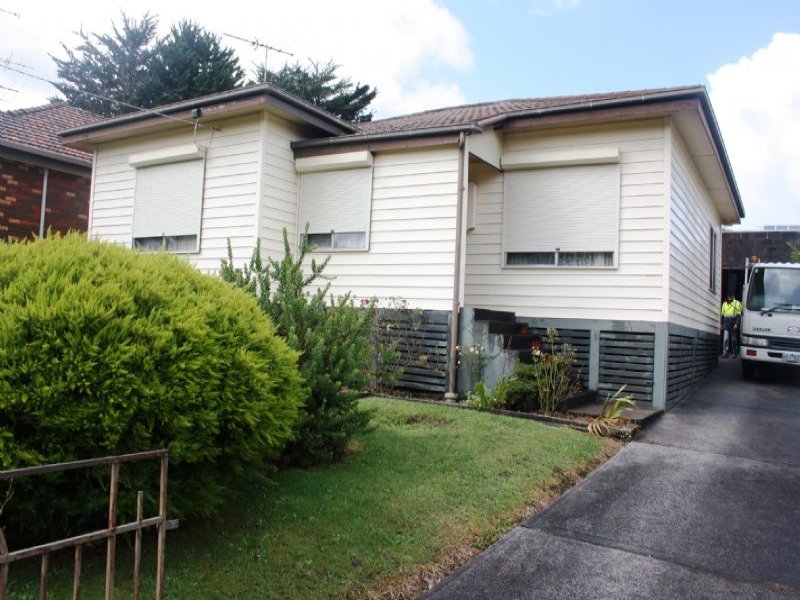 5 Waugh Avenue, Korumburra, Vic 3950 Property Details