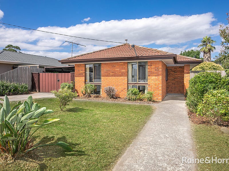 76 Wilsons Lane, Sunbury, Vic 3429 Property Details