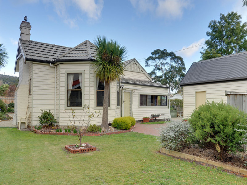63 Balmoral Road, Kingston Beach, TAS 7050