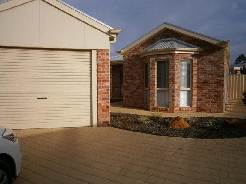 24 Canterbury Drive, Mildura, VIC 3500