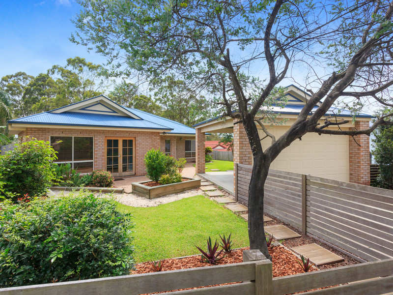 32 Eastwood Drive, Mansfield, Qld 4122 Property Details