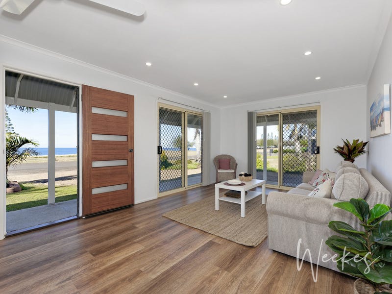 152 Esplanade, Elliott Heads, QLD 4670