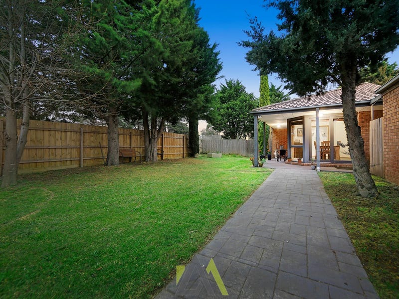 36 Holroyd Street, Seaford, Vic 3198 Property Details