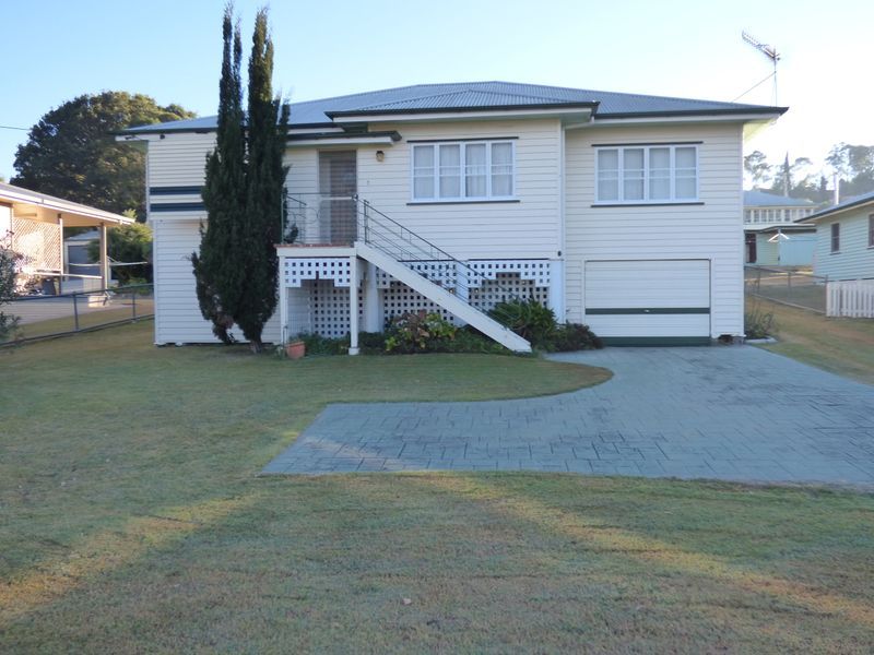 13 Coronation Drive, Boonah, QLD 4310