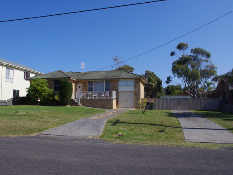 17 Broadview Avenue, Culburra Beach, NSW 2540