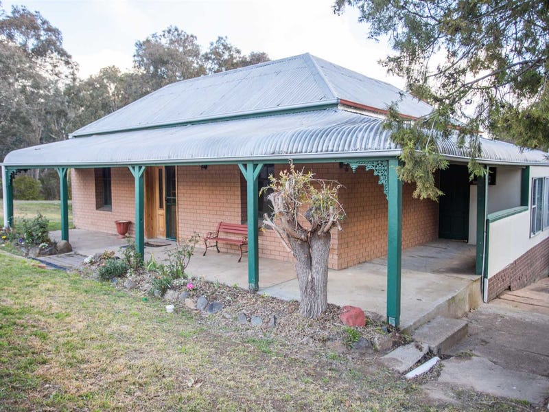 35 Richmond Street, Binalong, NSW 2584 Property Details