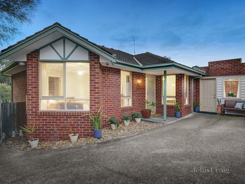 4/8 Raglan Road, Research, Vic 3095 Property Details