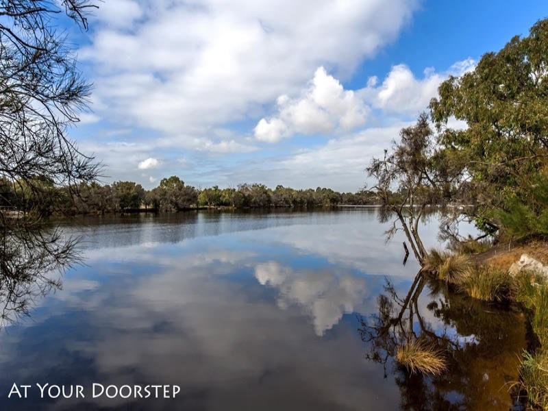 9 Ashfield Parade, Ashfield, WA 6054 Property Details