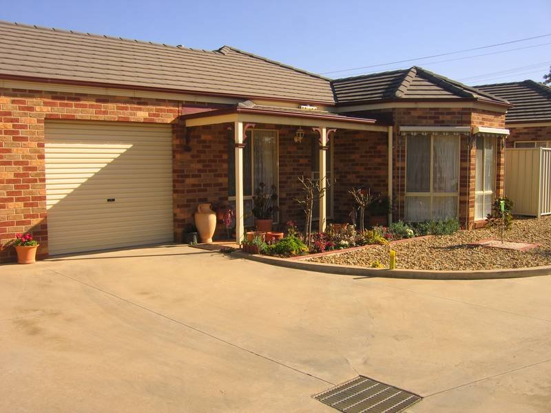 2/165 Pakenham Street, Echuca, Vic 3564 Property Details