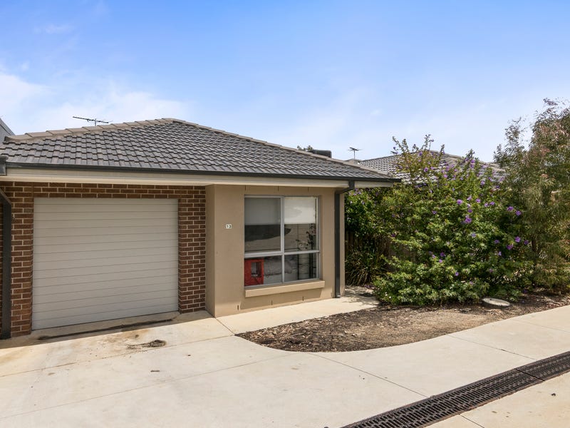 13/1115 Silverdale Drive, Darley, Vic 3340 Unit for Sale