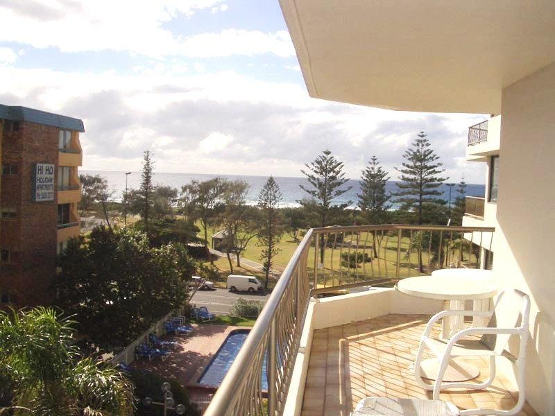 4C/1 Albert Avenue, Broadbeach, Qld 4218 Property Details