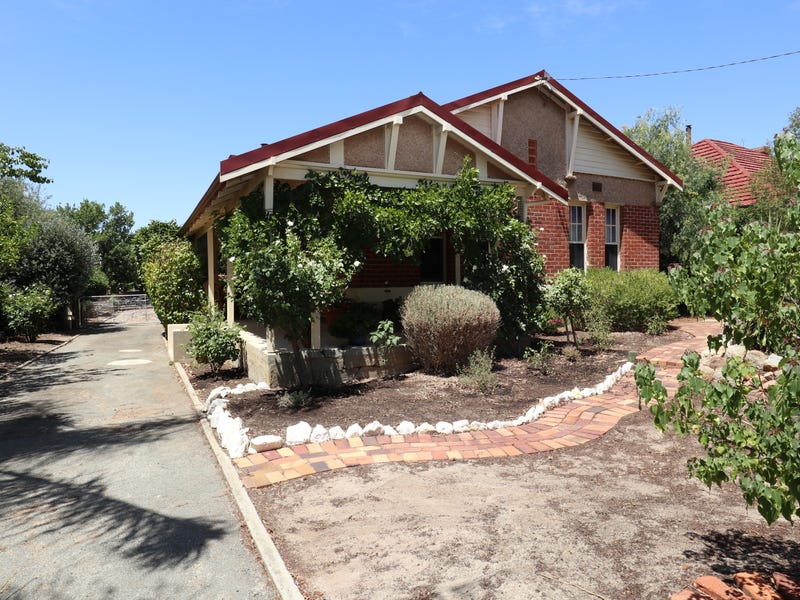 33 Furnival Street, Narrogin, WA 6312 Property Details