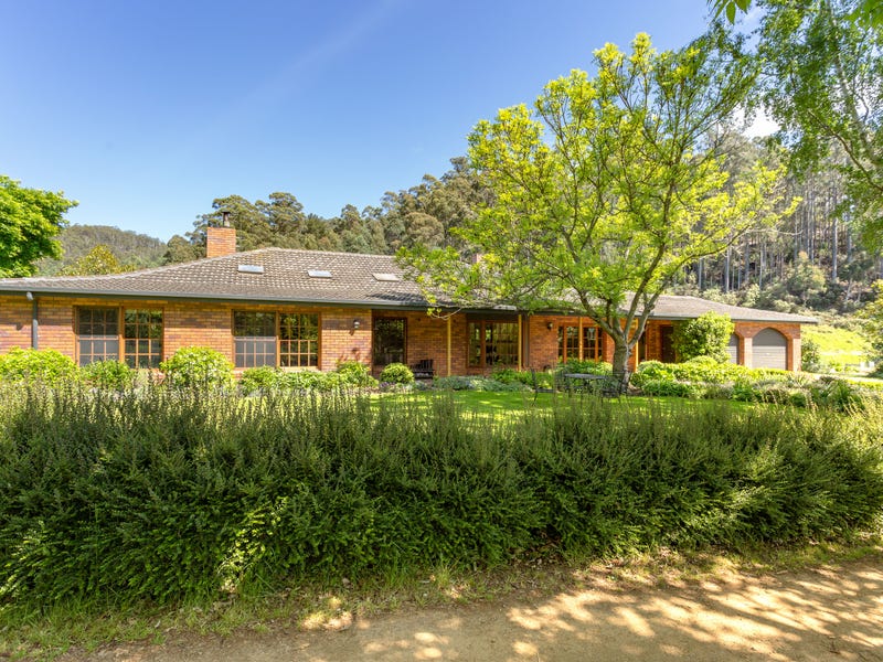 92 Pelverata Road, Sandfly, Tas 7150 Property Details