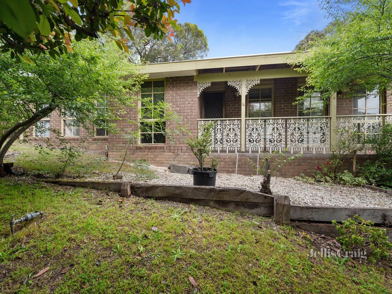 36 Dunbarton Drive, Eltham North, VIC 3095