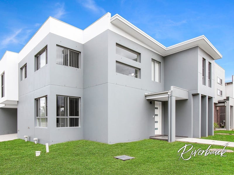 80 Glenmore Ridge Drive, Glenmore Park, NSW 2745