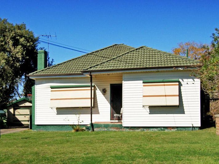 7 Glenview Avenue, Revesby, NSW 2212 Property Details