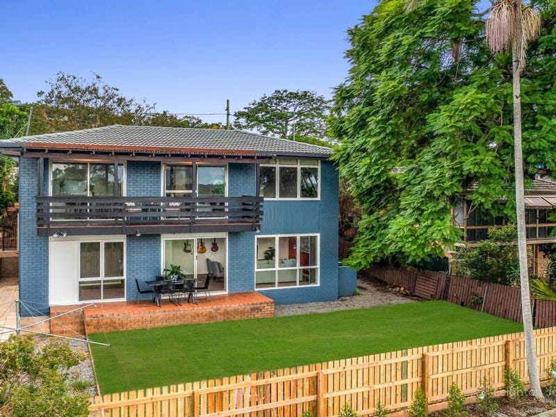 5 Bedroom Properties for Sale in Kenmore, QLD 4069