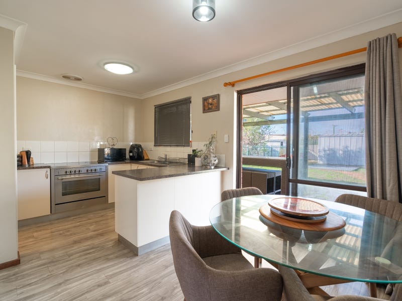 15 Wyola Street, Cooloongup, WA 6168 House for Sale