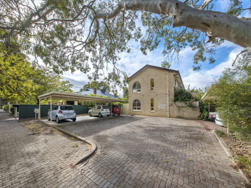 1 / 32 Place, Kensington, SA 5068 Property Details