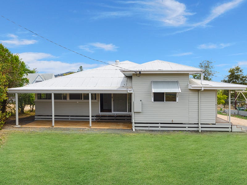 34 Anemone St, Killarney, Qld 4373 Property Details